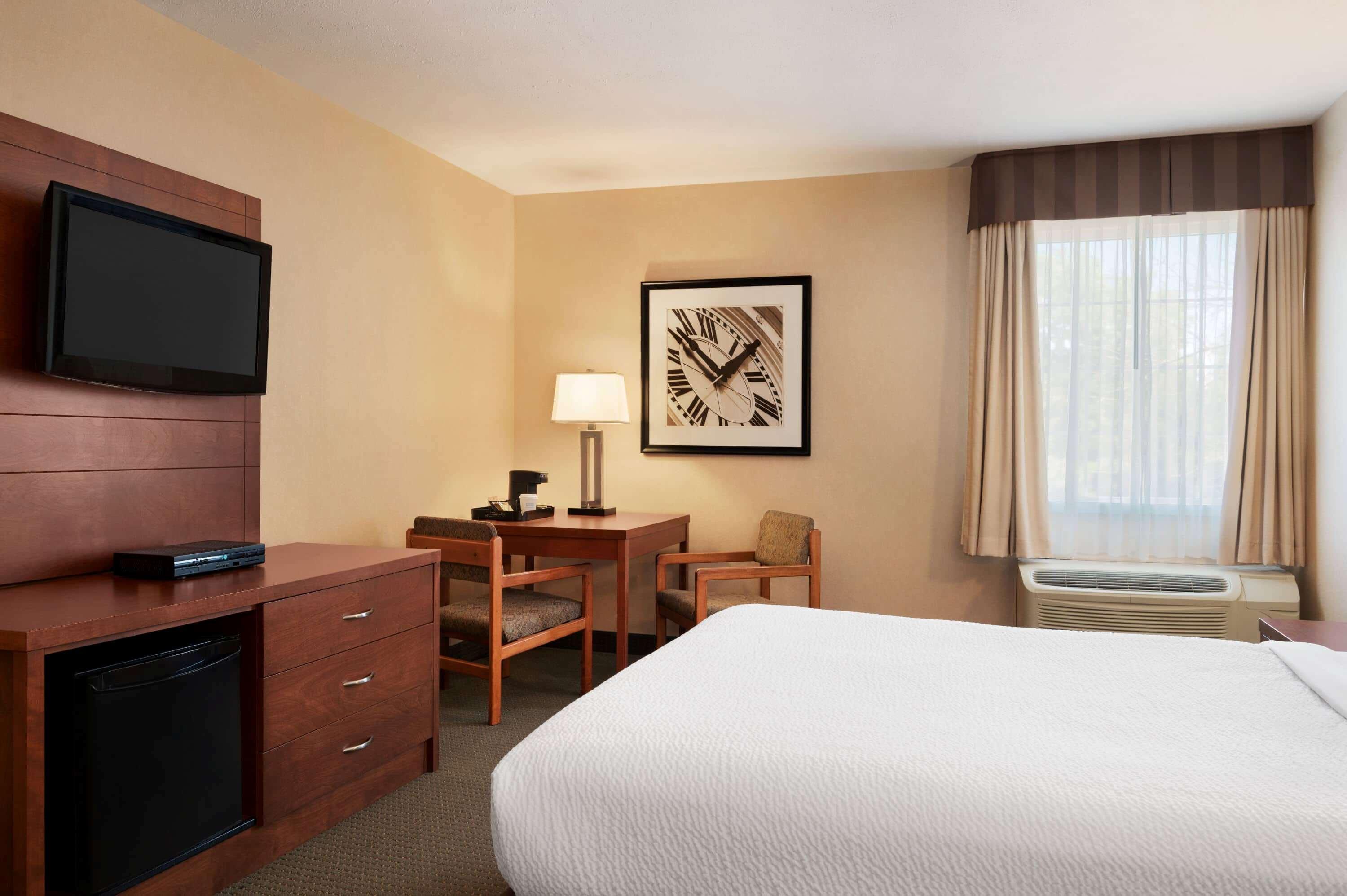Days Inn By Wyndham Guelph Eksteriør bilde
