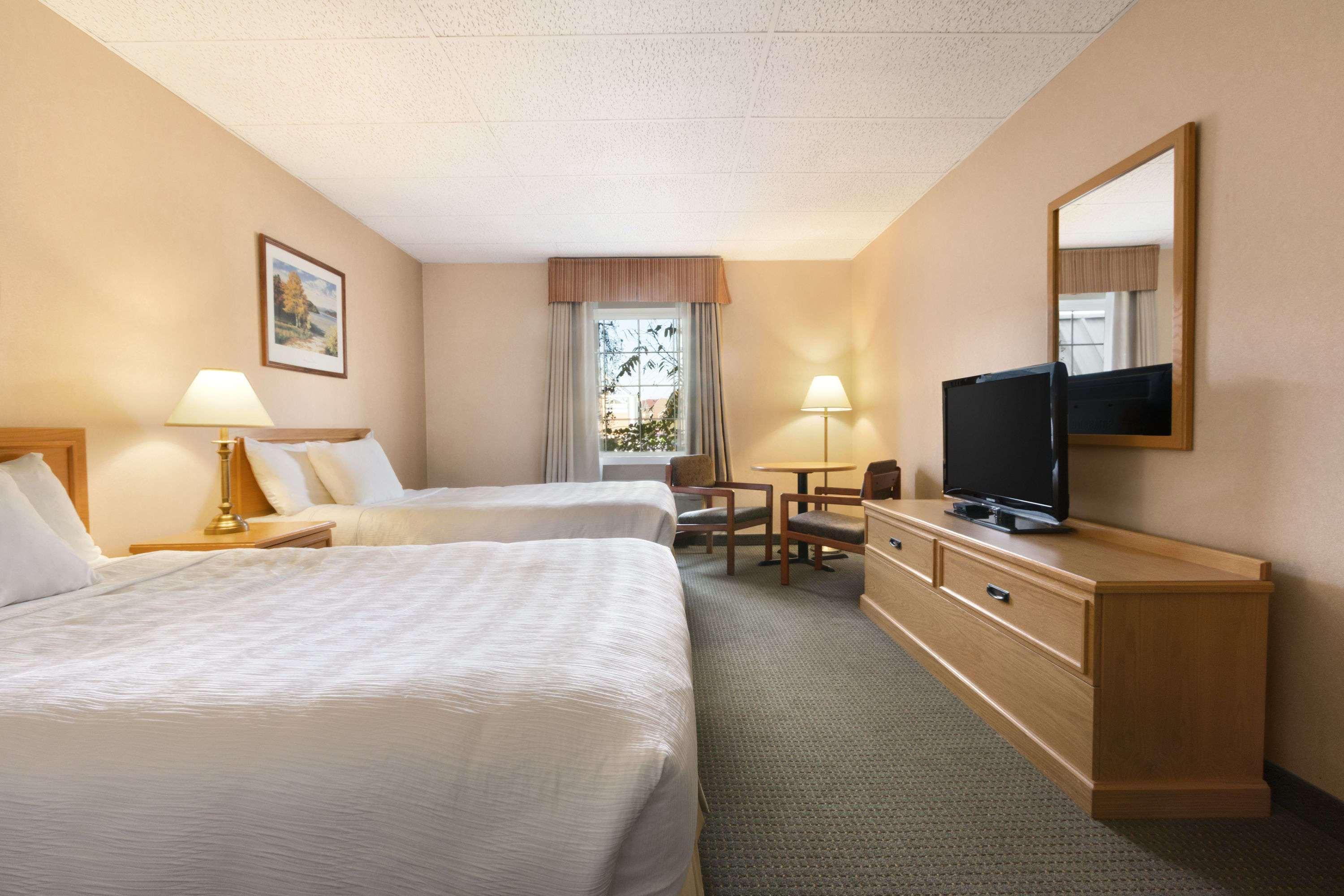Days Inn By Wyndham Guelph Eksteriør bilde